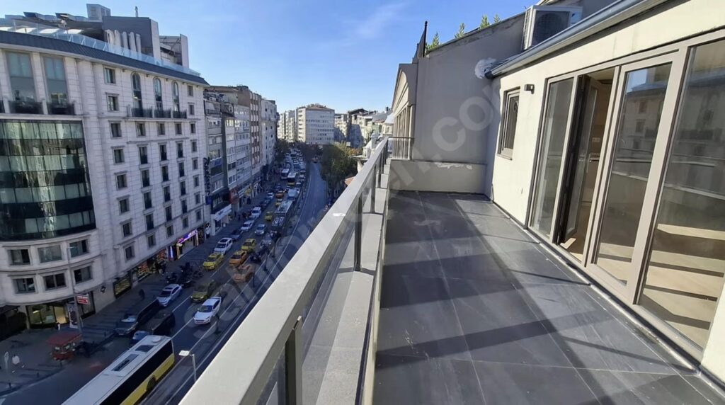 residential properties for sale in Istanbul - Şişli Centre Duplex 3+1 