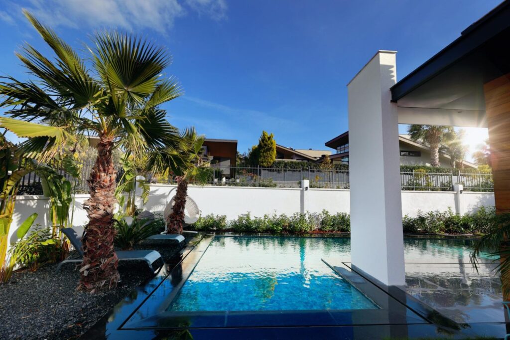 Properties for sale in Çeşme - Luxury villa for sale in Çeşme Dalyan